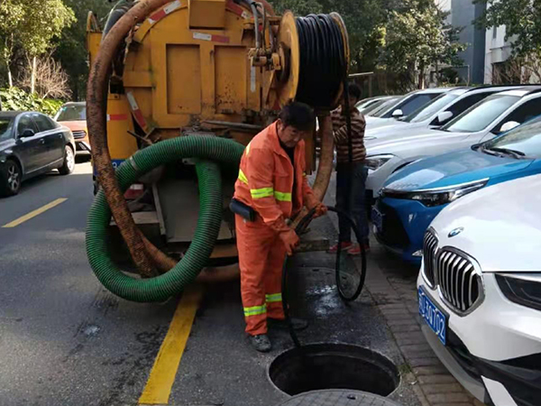 青山排污管道清淤